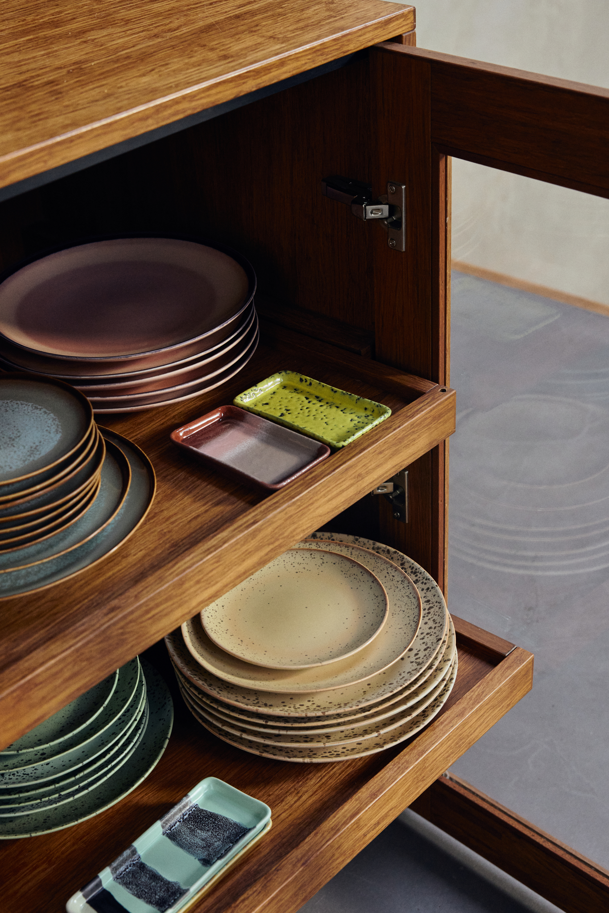 70s ceramics: XS dish, bloom | HKLIVING