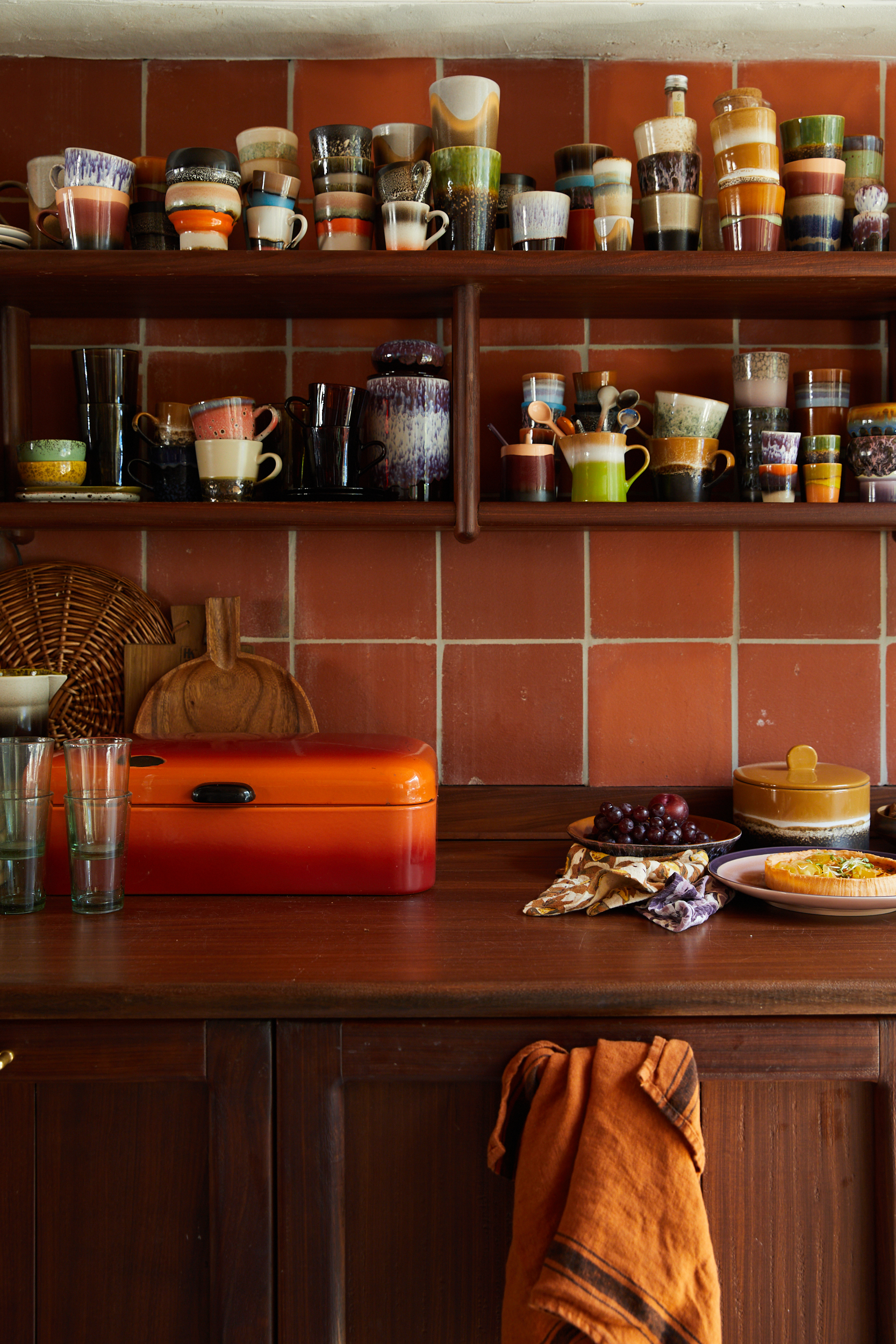 70s ceramics: cappuccino mug, fire | HKLIVING