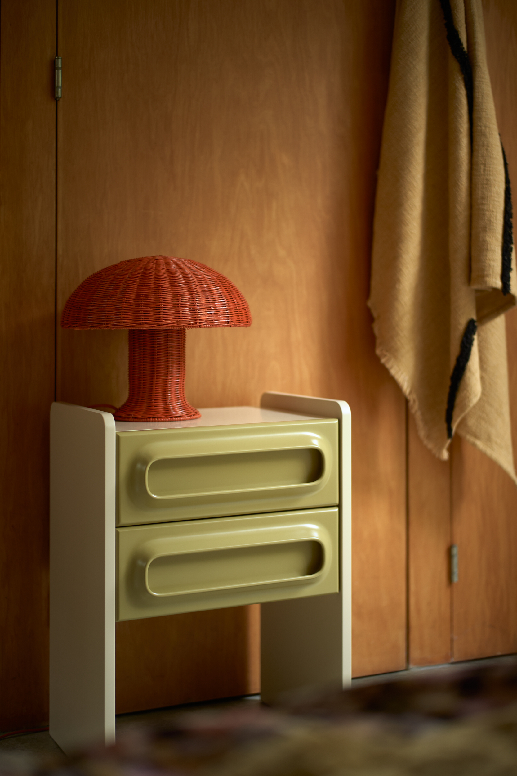 Space nightstand, sage/cream | HKLIVING